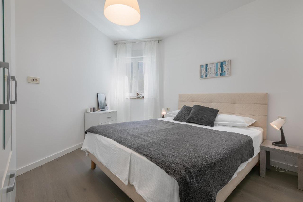 Silver Sea Apartment Makarska Ngoại thất bức ảnh