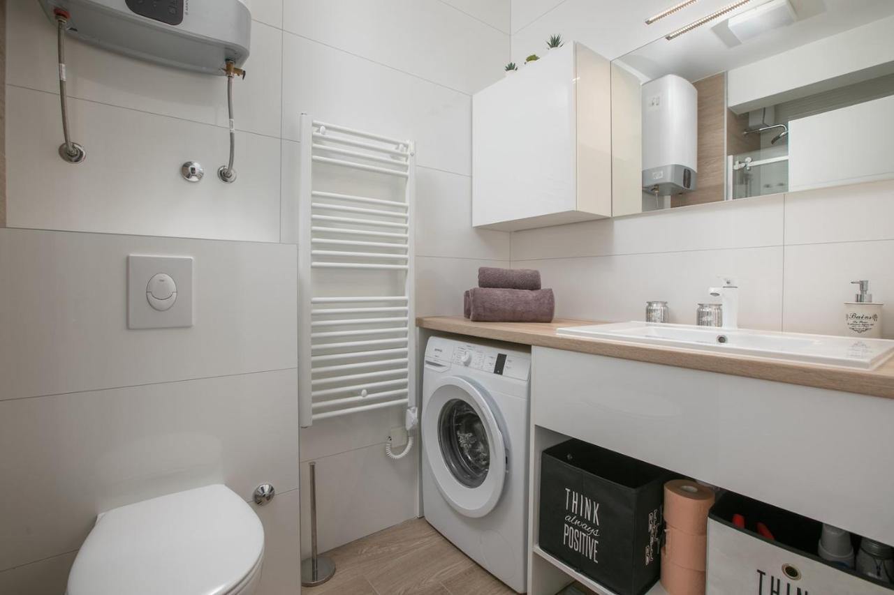 Silver Sea Apartment Makarska Ngoại thất bức ảnh